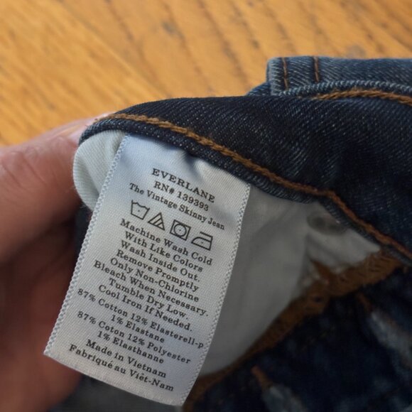 Everlane The Vintage Skinny Jean - Button Fly, Raw Hem, 25 Ankle - Picture 7 of 9